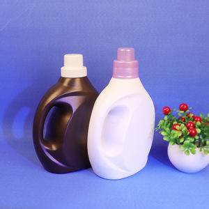 Bouteille en plastique HDPE personnalisée de 1L/2L pour détergent et blanchiment, avec poignée de transport et <span class=keywords><strong>bec</strong></span> verseur - Product Image 6