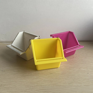 Juego de tazas de alimentación de acero inoxidable para aves, jaula de vuelo para pájaros cantores, con cierre seguro, para uso doméstico y en aviarios, resistente al óxido, venta al por mayor - Product Image 5