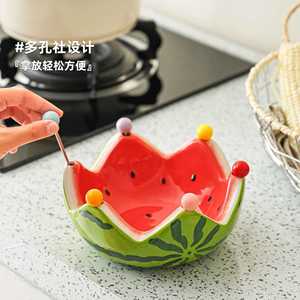 Assiette à fruits en céramique en forme de pastèque avec ensemble de fourchettes pour la cuisine à domicile - Product Image 1