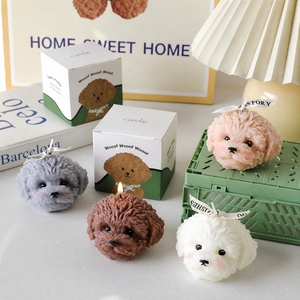 Vela Aromática Elegante con Forma de Perro de Peluche, Textura Suave y Rizada, Velas con Detalles de Animales para Tiendas de Alta Gama - Product Image 1