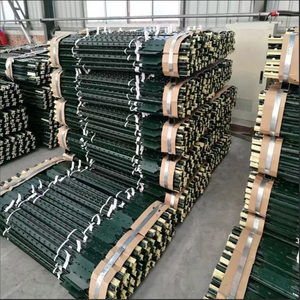Postes <span class=keywords><strong>de</strong></span> Seguridad <span class=keywords><strong>de</strong></span> Acero Verde Resistente y <span class=keywords><strong>Estacas</strong></span> <span class=keywords><strong>de</strong></span> Jardín con Recubrimiento en Polvo <span class=keywords><strong>para</strong></span> Cercas Exteriores en Obras <span class=keywords><strong>de</strong></span> Construcción - Product Image 3