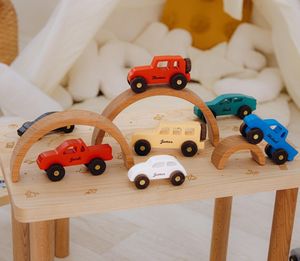 Camion en bois personnalisé, jouet sensoriel avec noms, jouet pour tout-petits, premier cadeau de Noël pour les enfants, pour le salon - Product Image 4