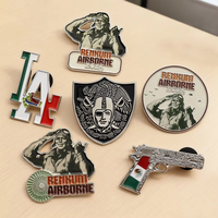Épinglette en émail souple personnalisée avec logo, motif banjo et feuille de palmier, en métal, souvenir musical, cadeau, vente en gros