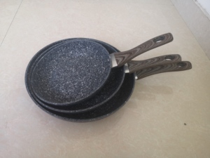 <span class=keywords><strong>IN</strong></span> ALLUMINIO FORGIATO <span class=keywords><strong>PIETRA</strong></span> RIVESTITO ANTIADERENTE PADELLA di ALLUMINIO GRANITO FRITTURA PAN <span class=keywords><strong>SET</strong></span> di INDUZIONE VASCHETTA di frittura CON PITTURA di LEGNO MANIGLIA - Product Image 6