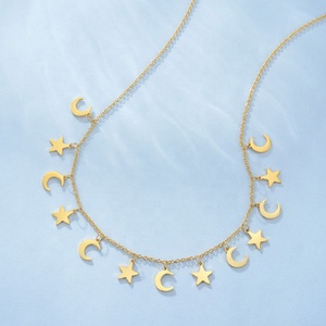 Collana Girocollo con Stella e Luna in Acciaio Inossidabile Placcato Oro 18K PVD per Donna, Accessori Regalo PM193014 - Product Image 6