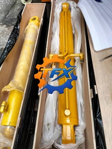 ชุดประกอบกระบอกไฮดรอลิกแขนบูมและบุ้งกี๋รถขุด สำหรับ PC70-8 อะไหล่ระบบไฮดรอลิกเครื่องจักรก่อสร้าง - Product Image 3