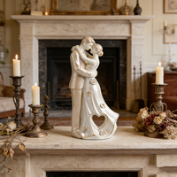 Statues de couple enlacées, figurines de jeunes mariés, sculpture pour la décoration de la Saint-Valentin, décoration de table pour la maison ou le bureau