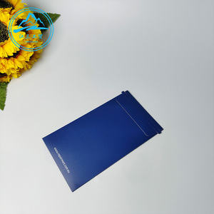 Busta per Spedizioni Personalizzata con Logo UV Spot e Stampa Oro, Porta Biglietti Regalo in Carta Blu per Matrimoni - Product Image 4