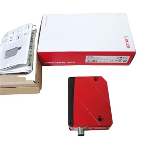 Capteur électronique Leuze HRT 96 à réflexion diffuse avec suppression de l'arrière-plan Leuze Sensor HRT 96M/A-1670-800-44 - Product Image 3