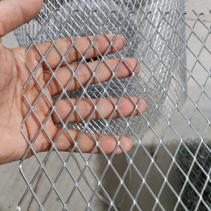 Maille de plaque d'acier lourde soudée galvanisée à chaud-Anti-corrosion, charge élevée pour les mezzanines de bâtiment industriel - Product Image 4