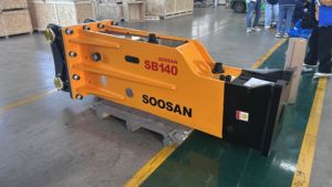 Martillo Hidráulico SOOSAN SB 140 para Excavadoras de 30-45 Toneladas, Motor para Uso en Construcción/Demolición, Tipo Caja, 1 Año de Garantía - Product Image 5