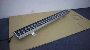 Luz LED Subterránea 5000K Luz Diurna IP65 Cuerpo de Acero Inoxidable Tipo III Distribución Iluminación Paisajística Empotrada con Sensor de Movimiento - Product Image 4