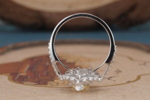 Bague classique en or 14 carats avec diamant de laboratoire pour femme, bague de fiançailles solitaire en diamant synthétique, bijoux fins pour anniversaire de mariage - Product Image 5