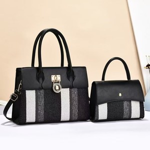 Sacs à main deux pièces mère-fille 2025 – Design simple à blocs de couleur en cuir PU avec fermeture éclair – Mode et luxe en polyester - Product Image 4