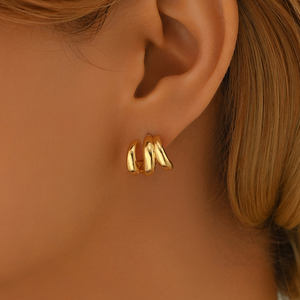 Boucles d'oreilles créoles classiques en laiton vintage avec lunette polie haute conception géométrique grande idée cadeau de fête d'anniversaire de mariage - Product Image 2