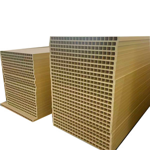 Puertas de Plástico sin Acabado, Paneles de Puerta Interiores de WPC, Diseño Apilable, Directo de Fábrica - Product Image 3