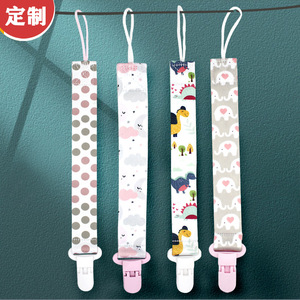 Clip para chupete de bebé con correa de tela con estampado de corazones para niños de 0 a 12 meses - Product Image 2