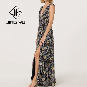 ชุดเดรสลำลองลายดอกไม้สำหรับผู้หญิง ชุดราตรีหรูหราแบบจีบ คอวีลึก ผลิตโดยผู้ผลิต (OEM) ชุดเดรสยาวผ้าเรยอน - Product Image 6