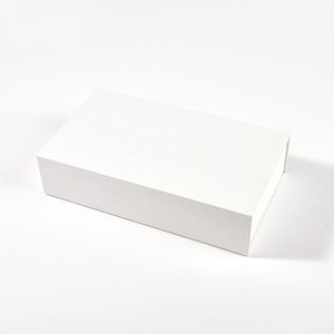 Boîte cadeau en carton blanc avec fermeture magnétique, en similicuir blanc FANXI, avec insert en mousse EVA - Product Image 2