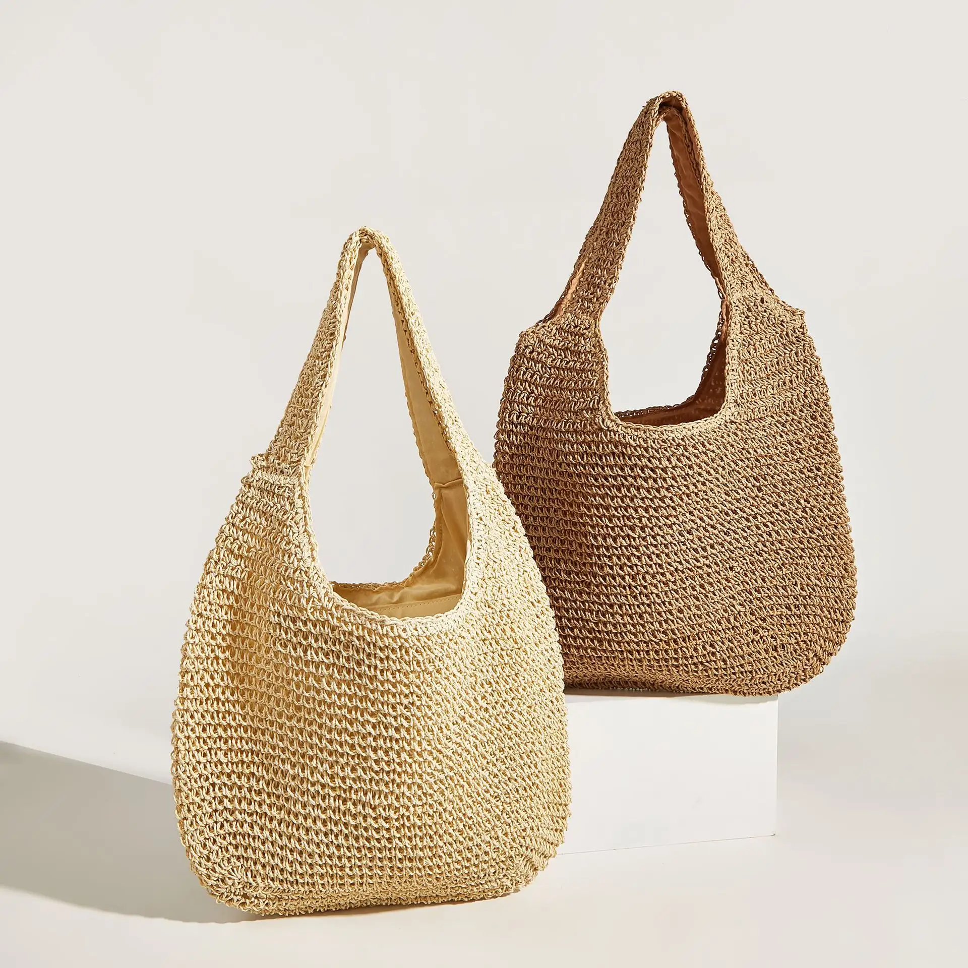 Best Selling Summer Large Round Tote Shoulder Bag Handmade Raffia Straw Beach Bag For Women