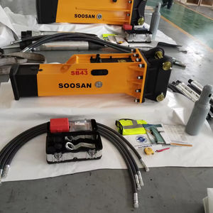 หัวเจาะไฮดรอลิก SOOSAN SB43 แบบกล่อง พร้อมหัวเจาะขนาด 75 มม. สำหรับรถขุดและรถตักหลังขุด น้ำหนักตัวเครื่อง 6-9 ตัน - Product Image 1