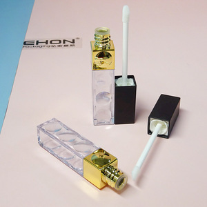Tube de gloss à lèvres vide de 7 ml, luxe unique noir et or, logo personnalisé, conteneur transparent pour gloss cosmétique avec applicateur - Product Image 4