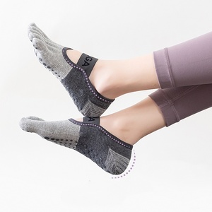 Calcetines de Yoga Transpirables para Mujer, Calcetines de Pilates Antideslizantes de Cinco Dedos con Silicona, Calcetines de Gimnasio para Mujer, Calcetines de Algodón para Ballet y Danza - Product Image 5