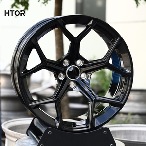 HTOR Jantes de voiture musculaire en alliage <span class=keywords><strong>d</strong></span>'aluminium de 16 à 24 pouces personnalisées Jantes forgées noir brillant à rayons multiples adaptées à A4 A5 A6 Q5 Q7 <span class=keywords><strong>RS6</strong></span> - Product Image 1