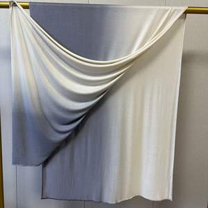 高品質のマーセライズドオンブレジャージーヒジャーブグラデーション両面通気性スウェットシャツ長いタオルイスラム教徒の女性のための夏 - Product Image 3