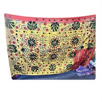 Housse de canapé en tissu non tissé 100 % coton, brodée à la main, imprimé floral, artisanat traditionnel, élégante et polyvalente