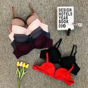 Set Reggiseno Push-Up e Slip con Fiocco Personalizzato OEM ODM per Donna, Lingerie <span class=keywords><strong>Senza</strong></span> <span class=keywords><strong>Ferretto</strong></span>, Produttore di Intimo con Etichetta Privata - Product Image 2
