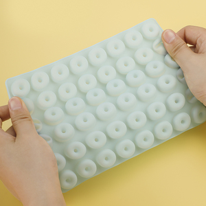 48 <span class=keywords><strong>Mini</strong></span> <span class=keywords><strong>Donut</strong></span> Silicone Baking công cụ bốn màu rose-hình kẹo khuôn cho DIY bánh còi khuôn bao gồm đóng gói trong túi - Product Image 4