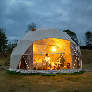 Dômes de glamping géodésiques modernes de luxe, imperméables, quatre saisons, tissu ignifuge résistant aux UV pour l'hébergement en <span class=keywords><strong>camping</strong></span> de villégiature - Product Image 3