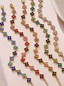 <span class=keywords><strong>Collana</strong></span> da Donna ZX con Fiore Smaltato Colorato in Acciaio Inossidabile Placcato Oro 18K, Resistente all'Ossidazione, <span class=keywords><strong>Collana</strong></span> a Quadrifoglio - Product Image 1