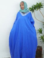 Abaya élégante en lin mélangé, broderie florale, col en V, grande taille, respirante, pour femmes musulmanes, idéale pour l'Aïd et les mariages à Dubaï