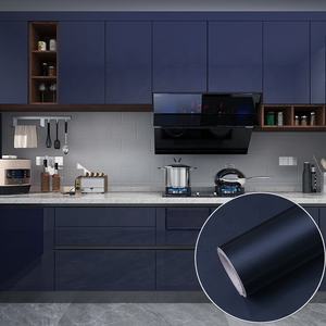 Film PVC auto-<span class=keywords><strong>adhésif</strong></span> décoratif moderne brillant et laqué pour meubles, idéal pour les portes d'armoires et <span class=keywords><strong>de</strong></span> placards <span class=keywords><strong>de</strong></span> <span class=keywords><strong>cuisine</strong></span> - Product Image 5