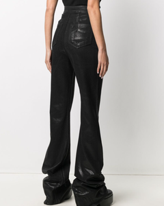 LILUO Nouveau Design High Street Boot Cut Bell Bottom Style Oil Wax Coated Slim Jeans Custom Fashion Female Black Flared Denim Jeans - Product Image 2