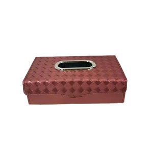 Boîte de mouchoirs de <span class=keywords><strong>voiture</strong></span>, rangement automatique <span class=keywords><strong>pour</strong></span> mouchoirs de <span class=keywords><strong>voiture</strong></span> en maille avec cuir PU, nouveau Design - Product Image 6