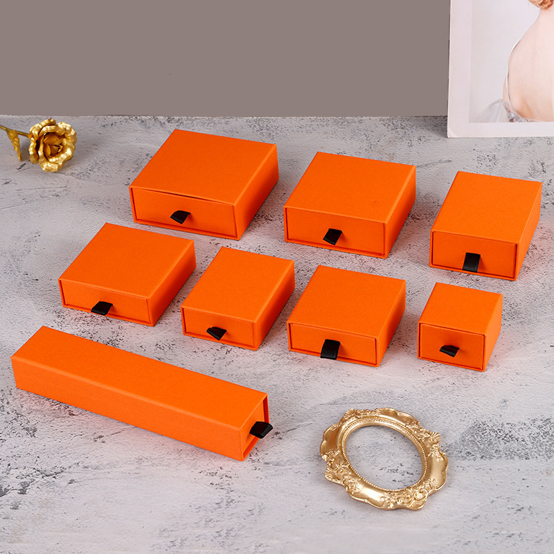 orange color