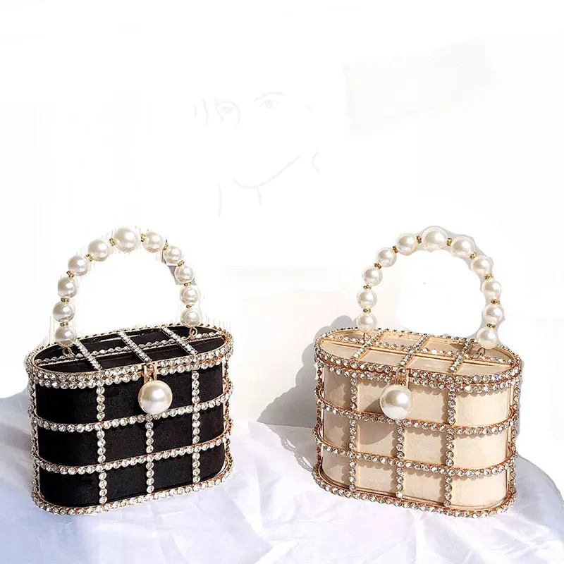 2022 Ladies Luxury Senior Popular Flannel Pearl Beaded Portable Handbags Diamond Crystal Clutch Evening Bag