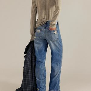 Jeans de cintura alta transpirables con bordado y diseño de dibujos animados, lavado claro, estilo casual - Product Image 2