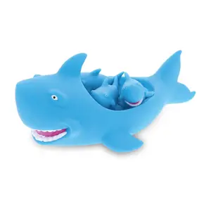 शार्क माँ और बच्चे सेट स्नान खिलौने ब्लू 2022 फैक्टरी थोक प्लास्टिक बतख स्नान खिलौने पशु परिवार क्रिसमस बतख