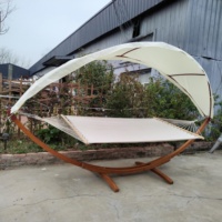 Lit de balançoire suspendu en bois pour jardin, design KD, avec auvent