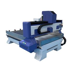 Fresadoras CNC de Alimentación por Rodillos para Metal, Madera y PVC, Grabador 3D con Precio Competitivo para Maquinaria de Fresado y Grabado - Product Image 4