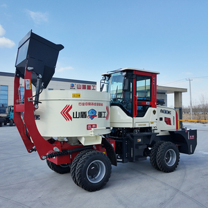 Sofort lieferbarer 1000L 2000L 3000L Betonmischer-LKW, 1,5 m³ mobiler Zementmischer mit Flachauslass, selbstladender Mischer-LKW - Product Image 1