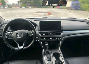รถยนต์มือสอง ปี 2022 รุ่น Accord 260 TURBO Luxury เครื่องยนต์ 1.5L Turbo CVT ขับเคลื่อนล้อหน้า ตัวเลือกครบครัน ขนาดกลาง นำเข้า ใช้เชื้อเพลิงเบนซิน - Product Image 6