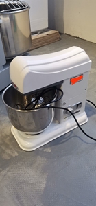 Mélangeur multifonction robuste 600W, batteur à pâte électrique 7L, capacité 2kg, pour gâteaux, mélangeur à spirale de table - Product Image 2