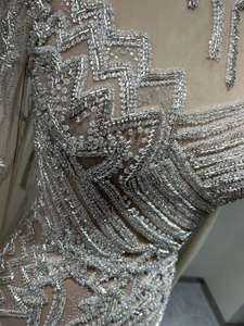 Queen's Elegance Champagne Vestido sin mangas con capa <span class=keywords><strong>de</strong></span> tren largo Cuello alto Vestido Maxi con cuentas artesanales - Product Image 5