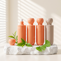 Bouteille pompe à sérum et lotion brillante en PET épais, double paroi, base côtelée verticale, avec bouchon à bille, 30 ml, personnalisable avec logo et couleur, vente en gros
