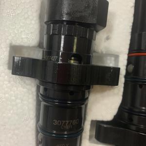 El componente del motor CCEC original-inyector de combustible 3077760 es adecuado para los modelos Cummins K19, K38 y K50 con materiales de acero. - Product Image 3